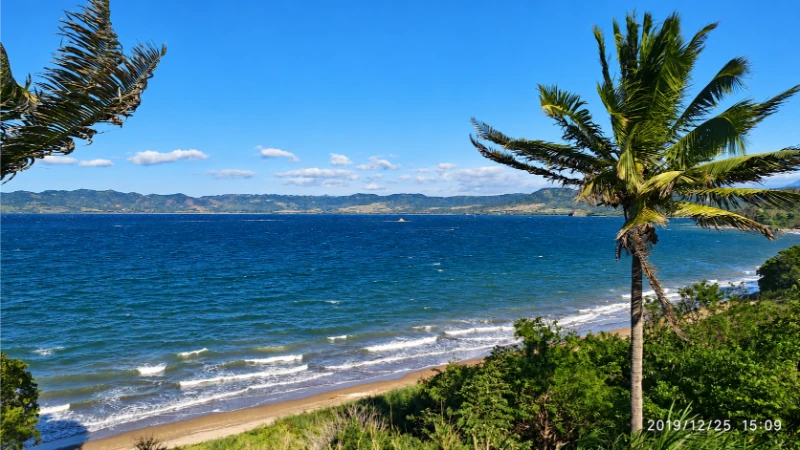 Playa Copal on the Bahía de Salinas coast near La Cruz, Guanacaste, a popular kite-surfing beach.